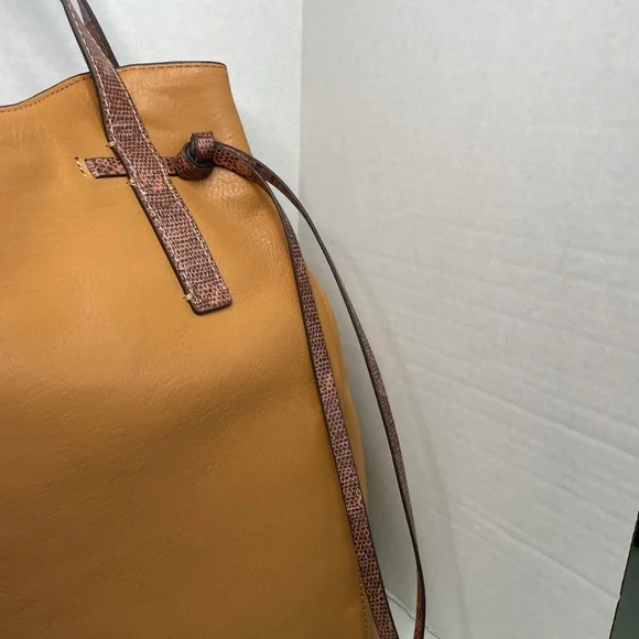 Vince Camuto Leather Rilo Tan/Brown Tote Bag